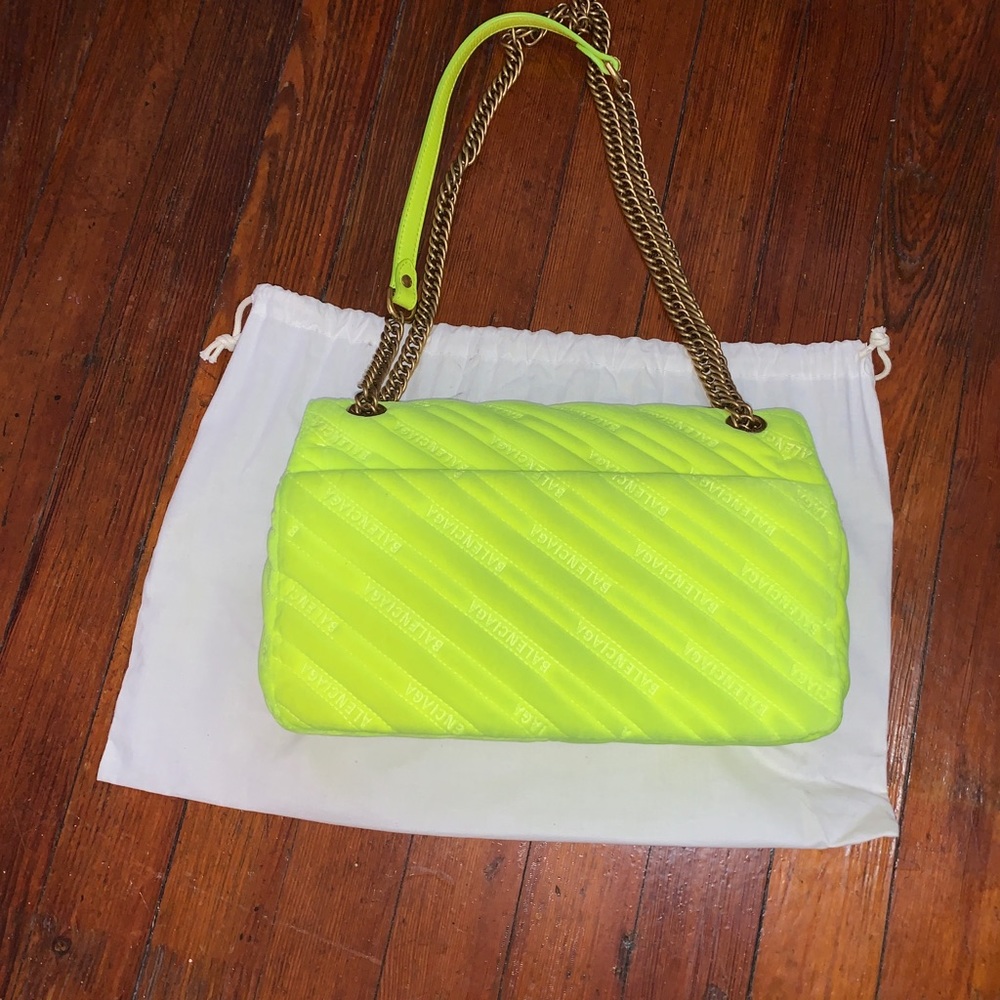 Balenciaga BB Logo Neon Velvet Bag - Picture 6 of 13